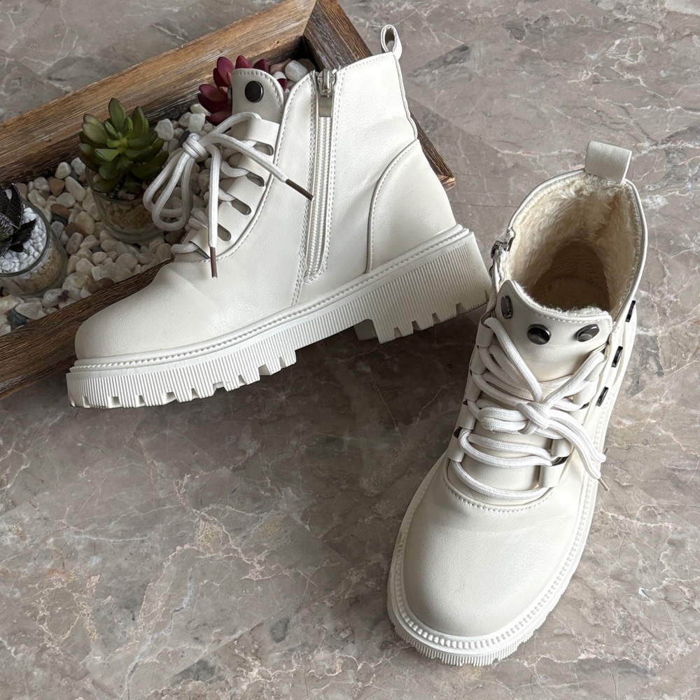 Off White boots
